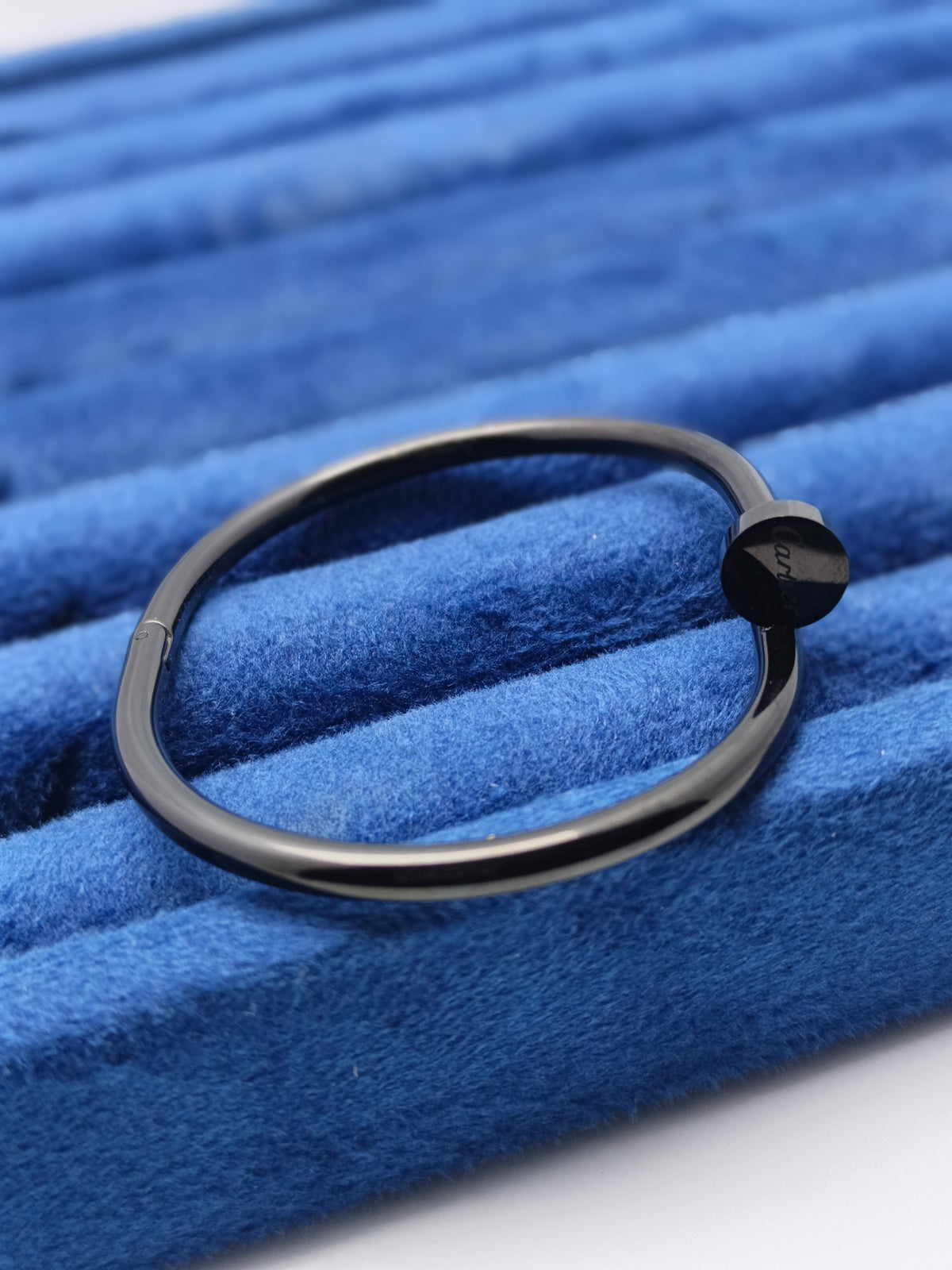 Nail Bracelet Golden Clover