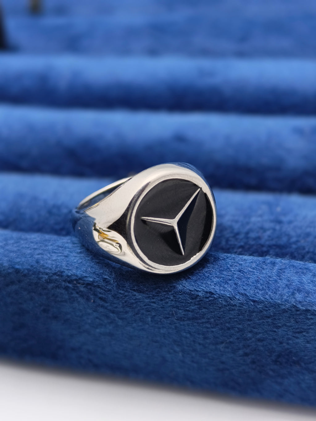 Mercedes Benz Ring
