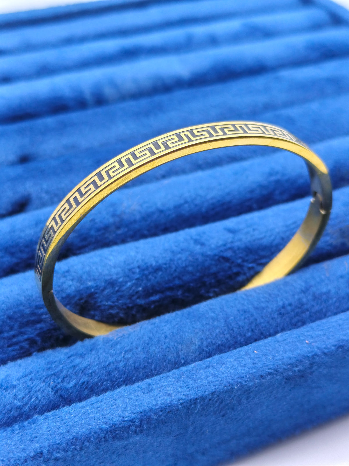 Enamel Steel Handcuff