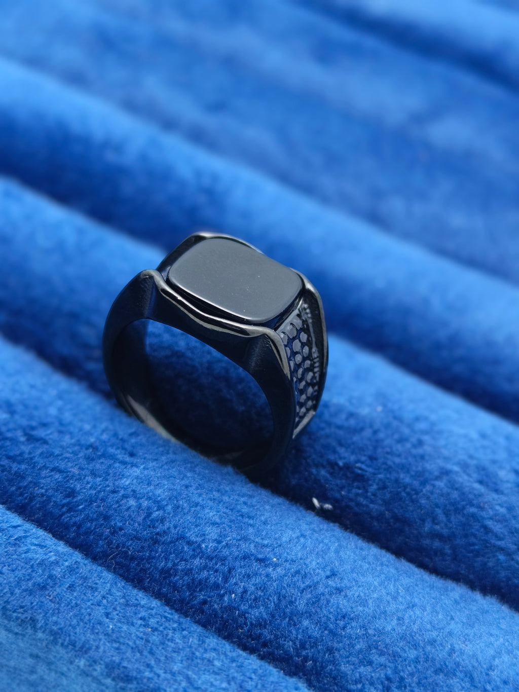 Stone iced ring Turkish style