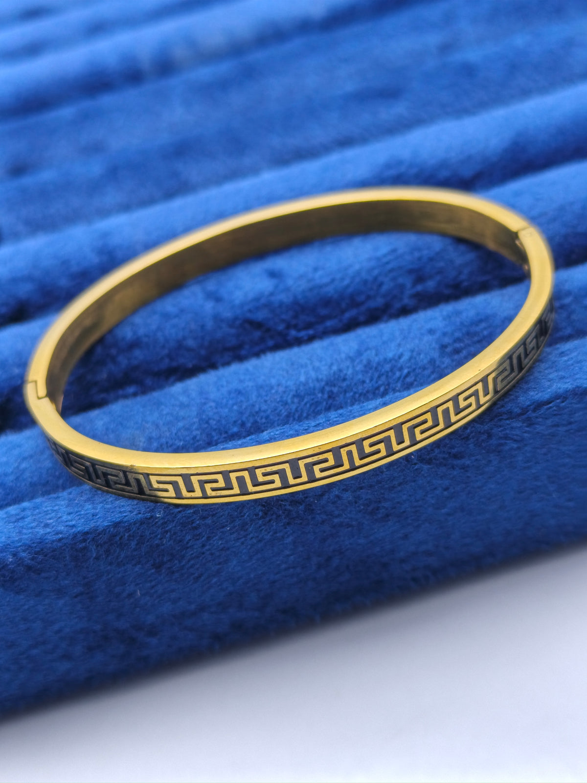 Enamel Steel Handcuff