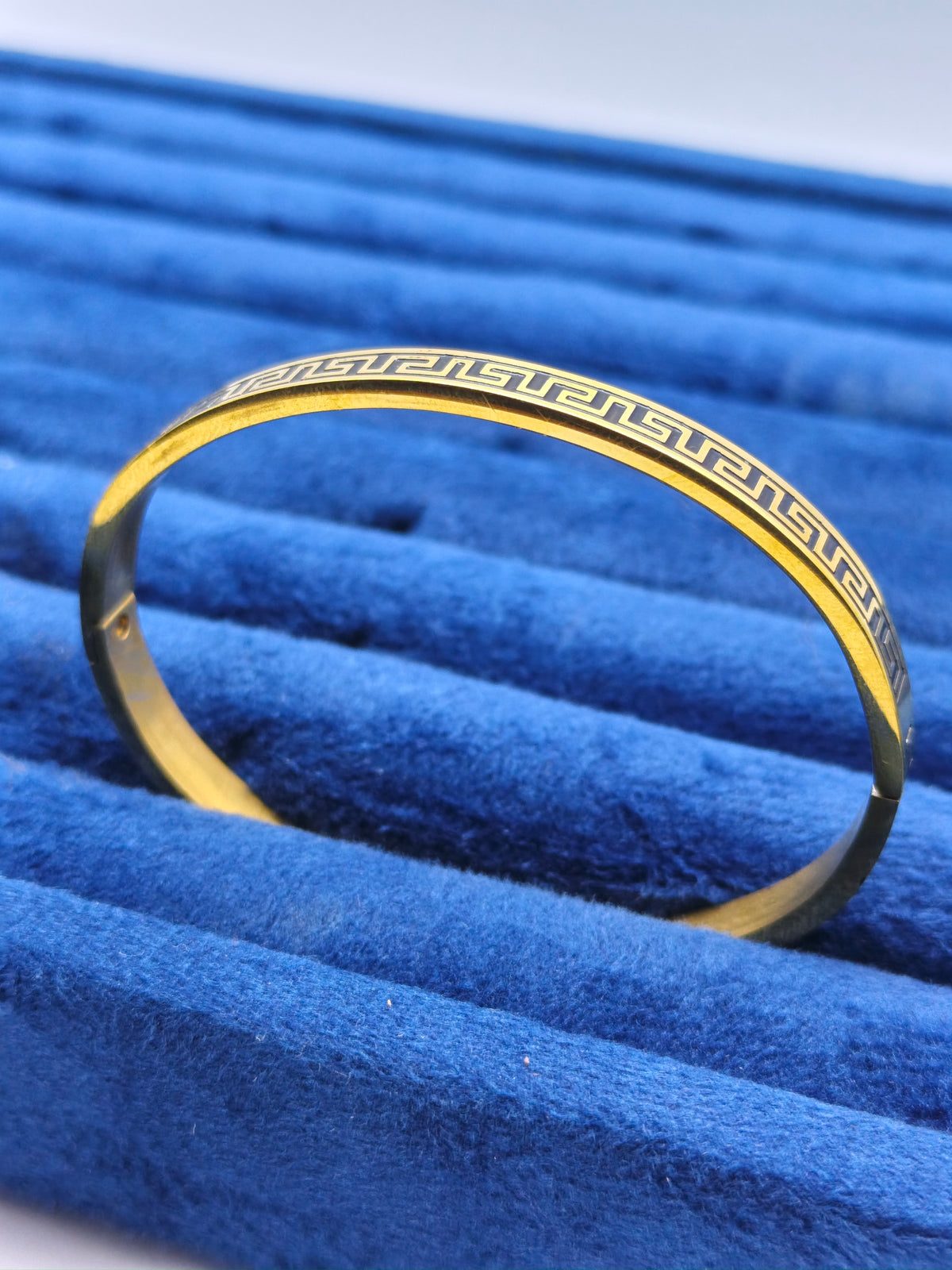Enamel Steel Handcuff