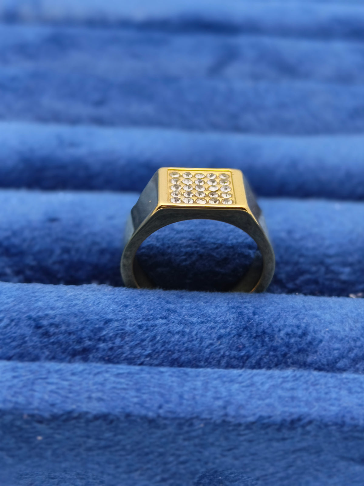 Iced stone ring