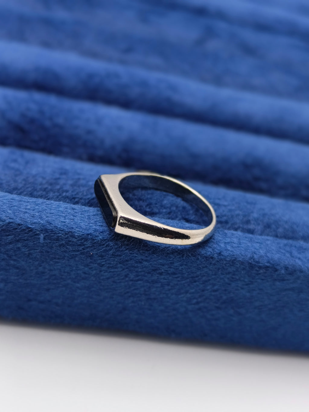 Slim rings